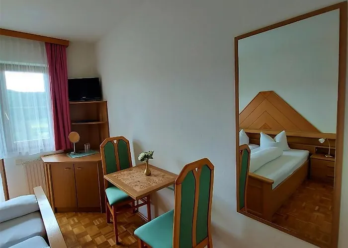 Landgasthof Hasbauer Bed & Breakfast Klein Sankt Paul